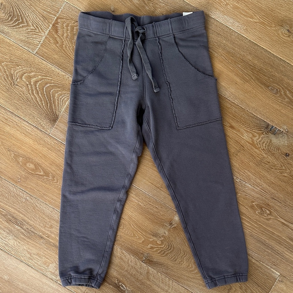 New without tags Eamon sweatpants in Elephant